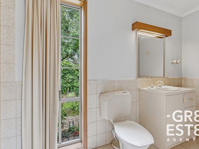 13 The Glade, Dandenong