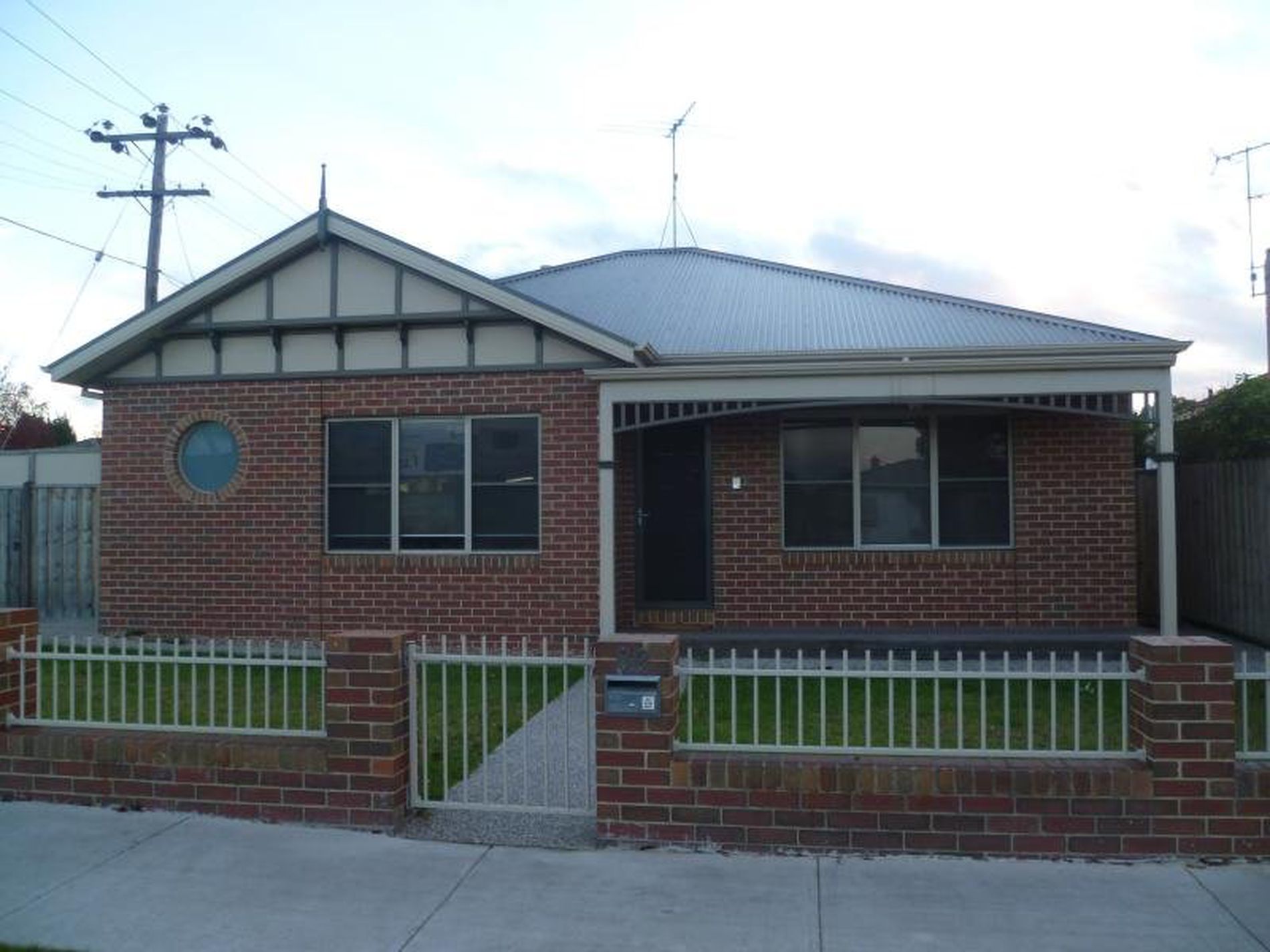 89 Shannon Avenue, Manifold Heights