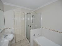 9 Pamela Place, Kenmore