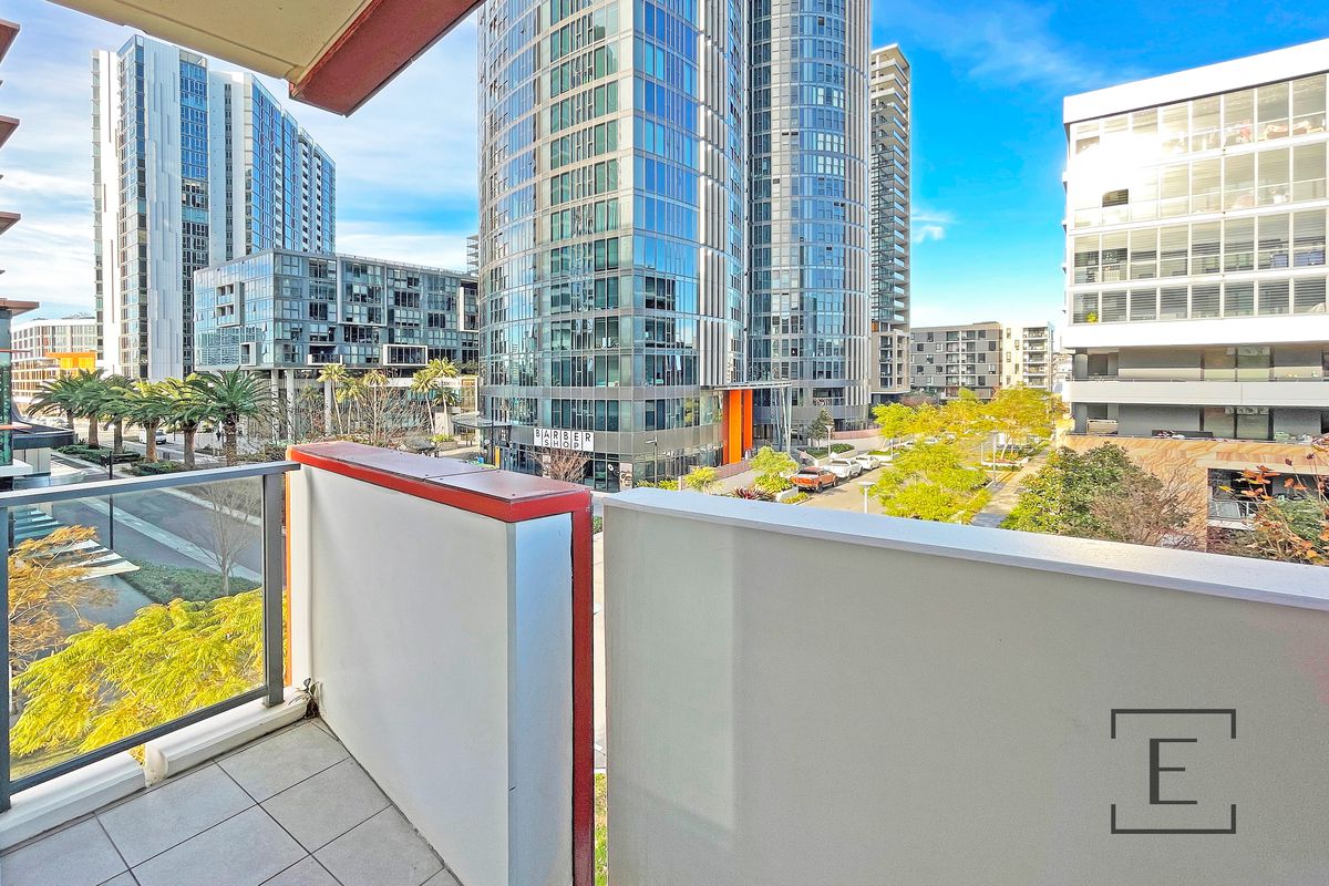 605 / 5 Waterways Street, Wentworth Point