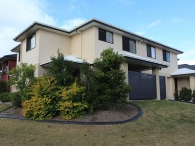 1 / 7 First Street, North Lakes