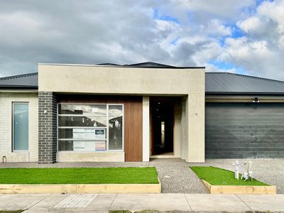 72 Palm Circuit, Beveridge