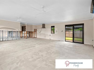 2-4 Wyuna Drive, Caravonica