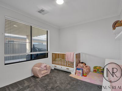 8 Arbon Street, Wellard