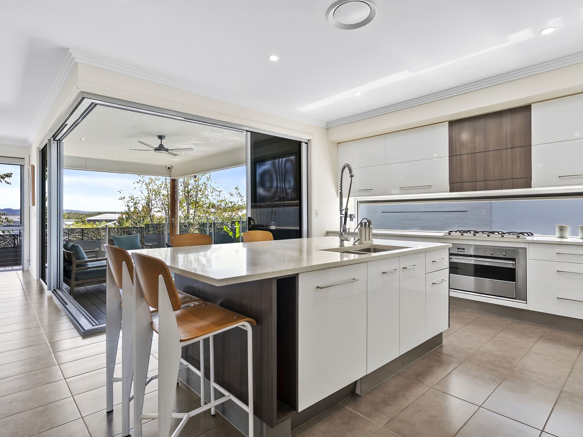 10 Tea Tree Grove, Peregian Springs
