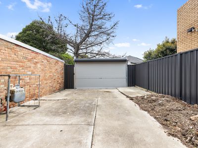 27 The Circle, Altona North
