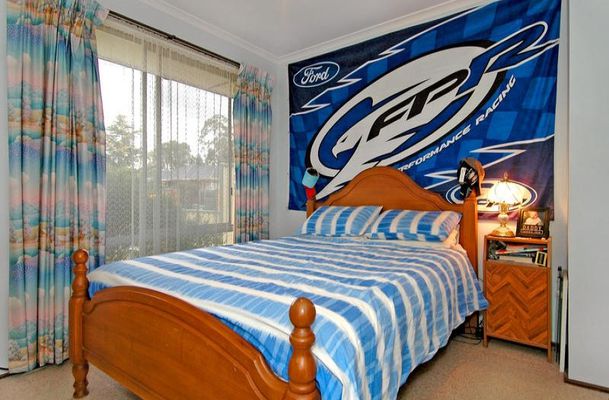 2 Southern Crescent, Craigieburn
