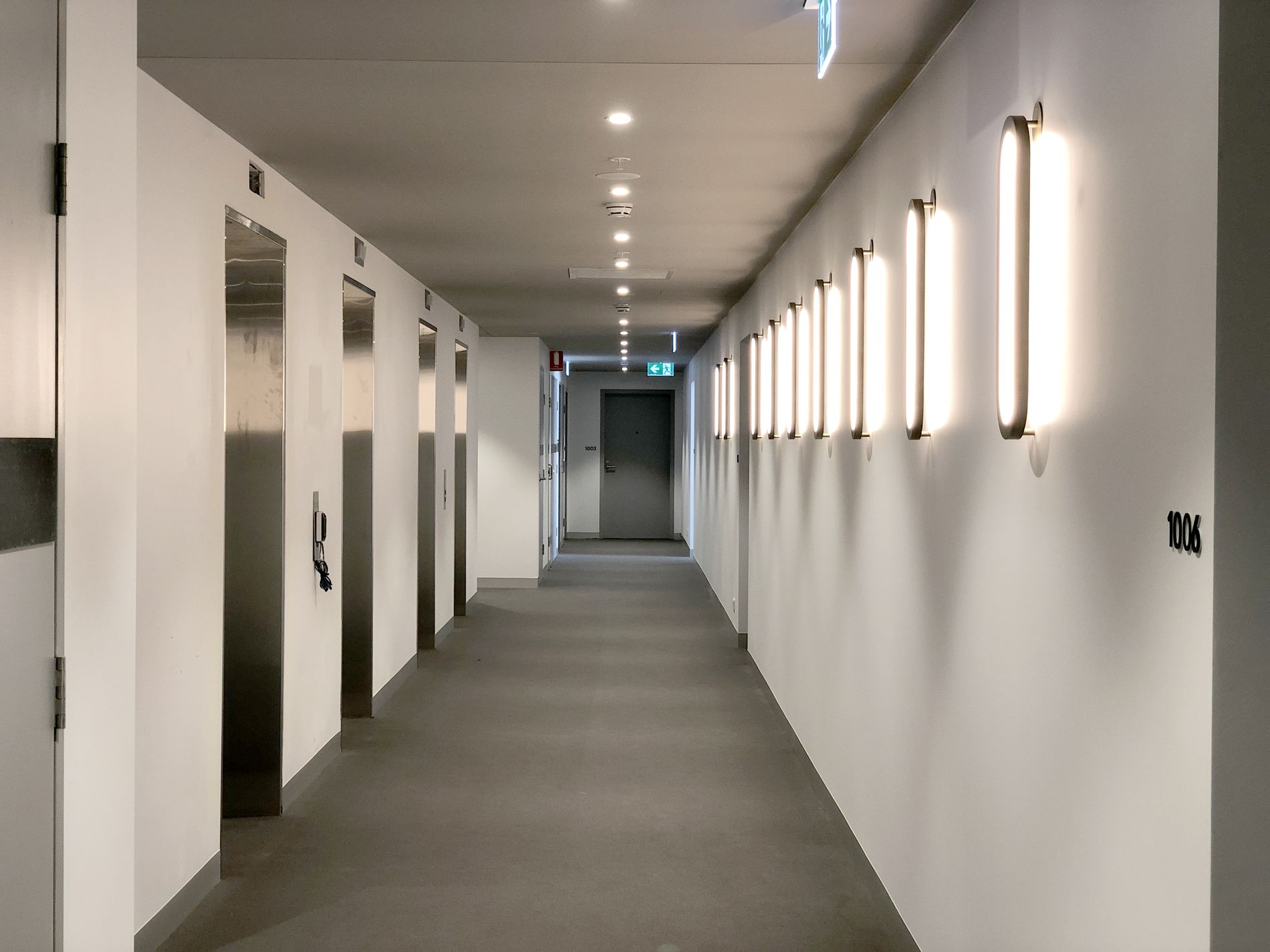 1008 / 81 Harbour Street, Sydney