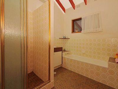 8 Manning Avenue, Narrawallee