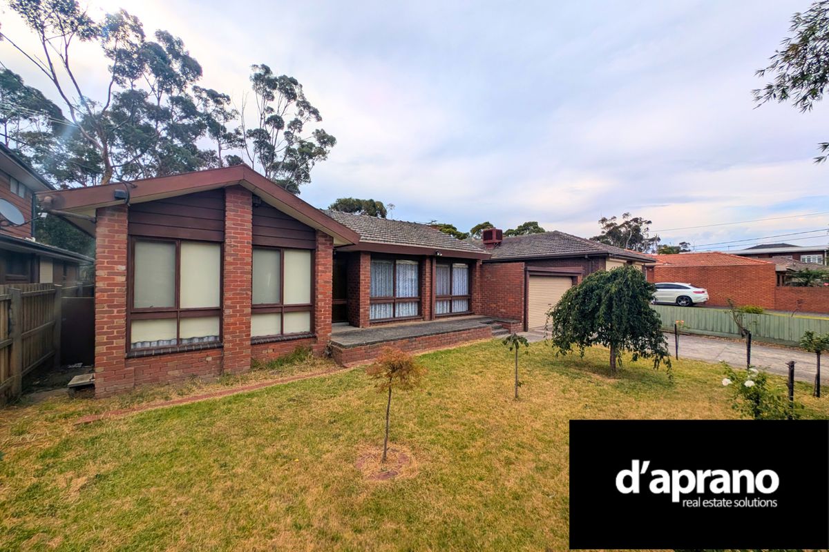 Large family home with Golf Course Views