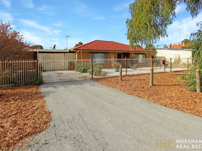 14 Caroline Street, Horsham