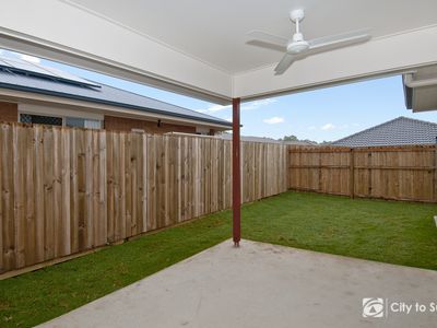 29 Cobblestone Avenue, Logan Reserve