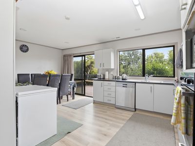 2 / 18 Sailmaker Close, Whitby