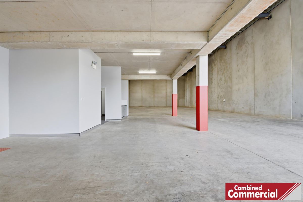 2 / 2-4 Lone Pine Place, Smeaton Grange