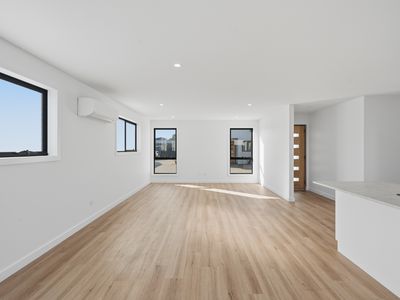 2 / 8 Imogen Court, Legana