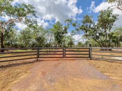 408 Wheewall Road, Berry Springs