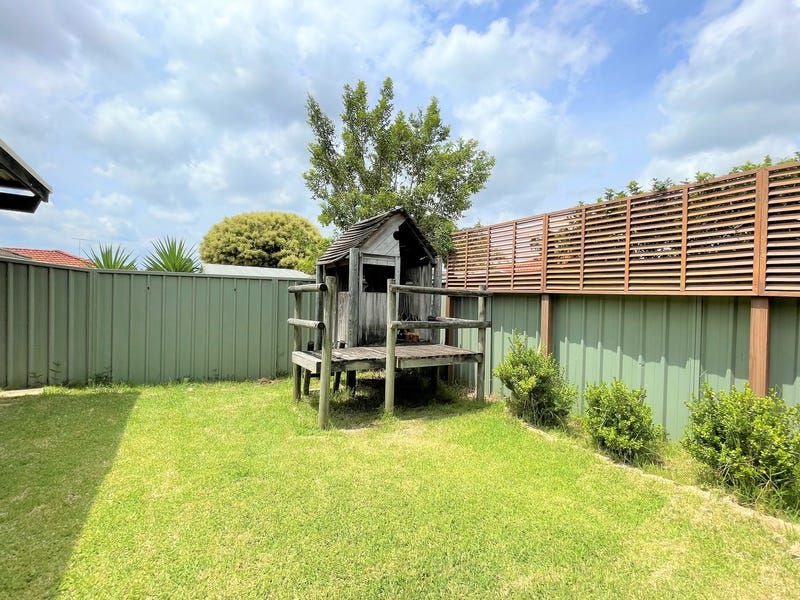 12 Wolara Avenue, Glenmore Park
