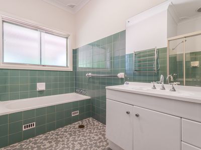 5 Dalton Street, Dubbo