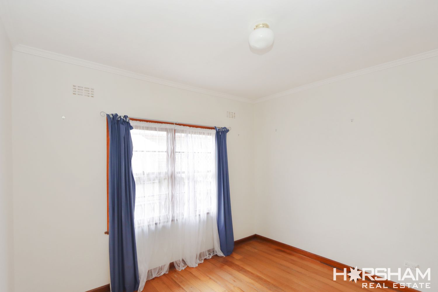 27 Philip Street, Horsham