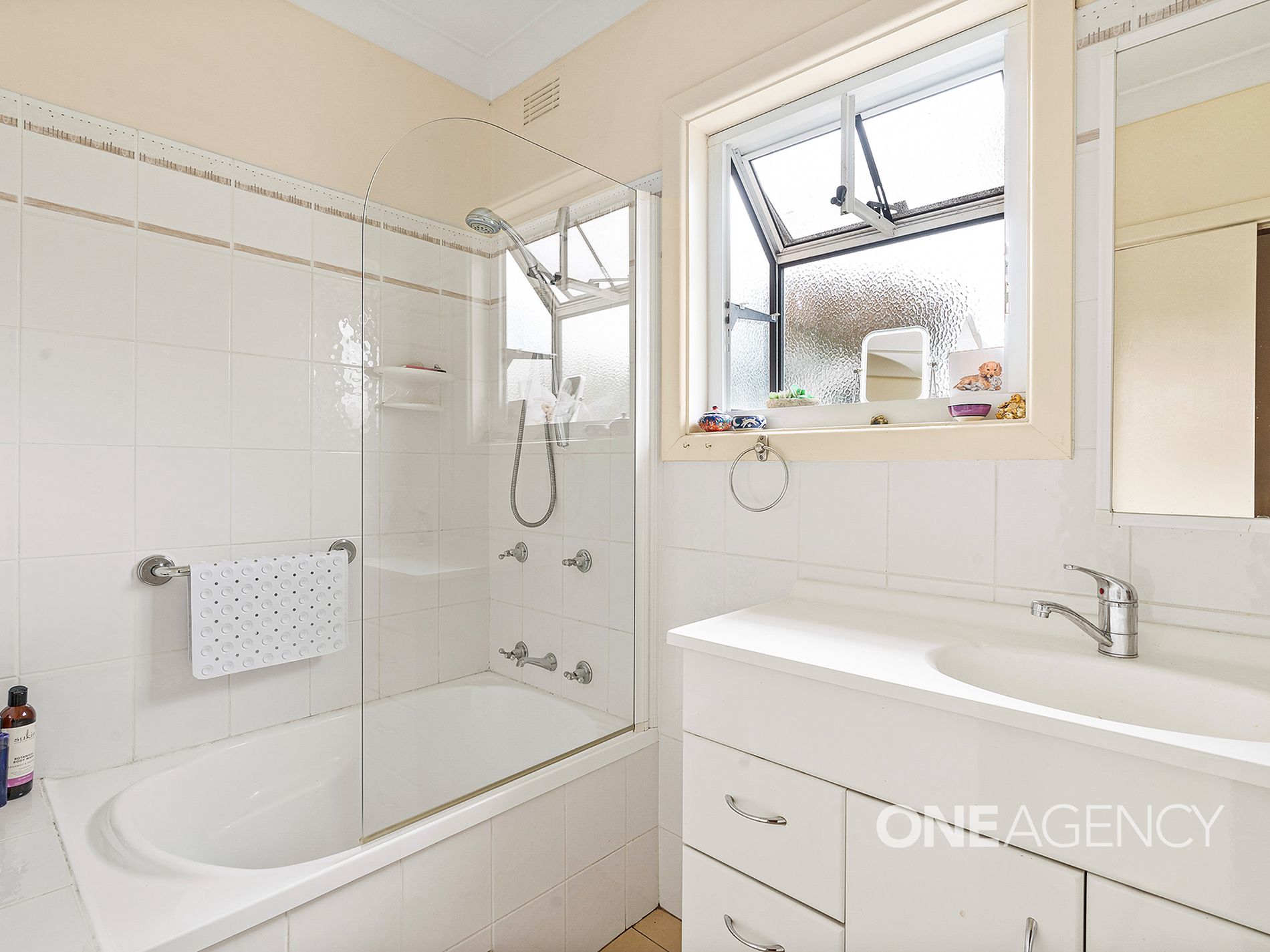 6 Elder Crescent, Nowra