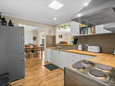 2 Dunraven Court, Corio