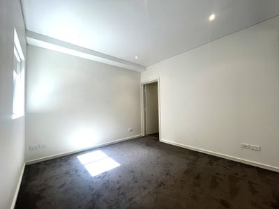 84 / 54A Blackwall Point Road, Chiswick