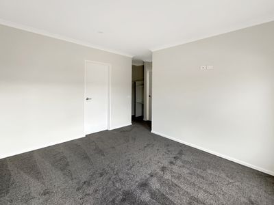 8 Sommerville Boulevard, Warrnambool