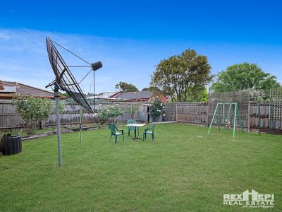 3 Hazelwood Avenue, Cranbourne North