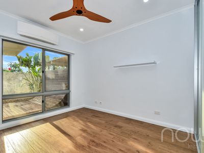 10 / 10 Grassland Crescent, Leanyer