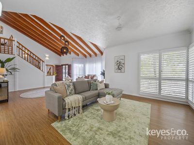 9 Hoya Court, Annandale