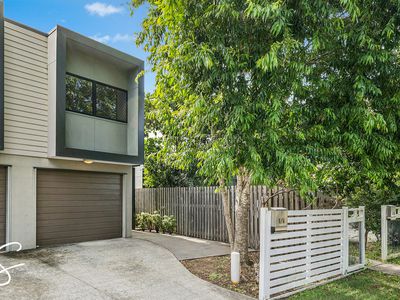 5 / 6 Deacon Street, Coopers Plains