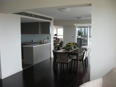 3402 / 77-81 Berry Street, North Sydney