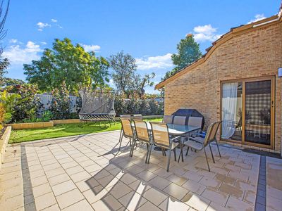 2 / 5B Fourth Avenue, Applecross