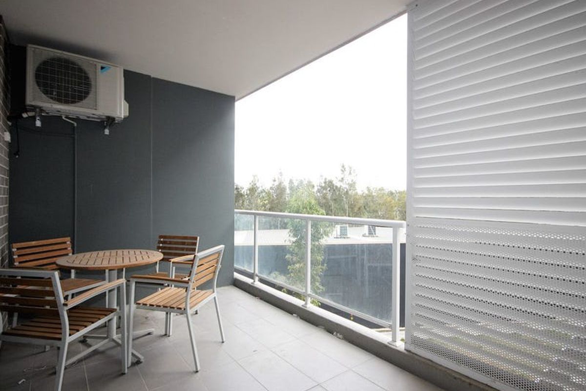 E113 / 81-86 Courallie Avenue, Homebush West
