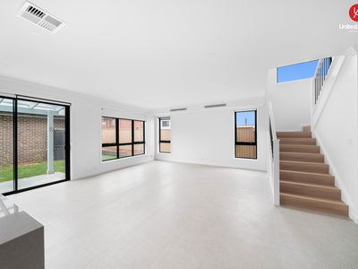 14 Calendula Court, Casula