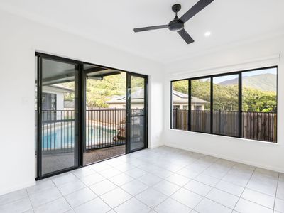 81 West Parkridge Drive, Brinsmead