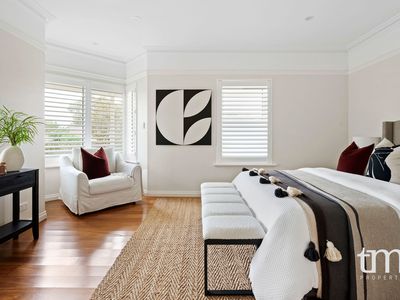1 Grove End Ridge, Mount Claremont