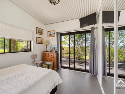 14913 Pacific Highway, Possum Brush