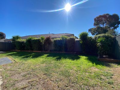 30 Clearwater Rise Parade, Truganina