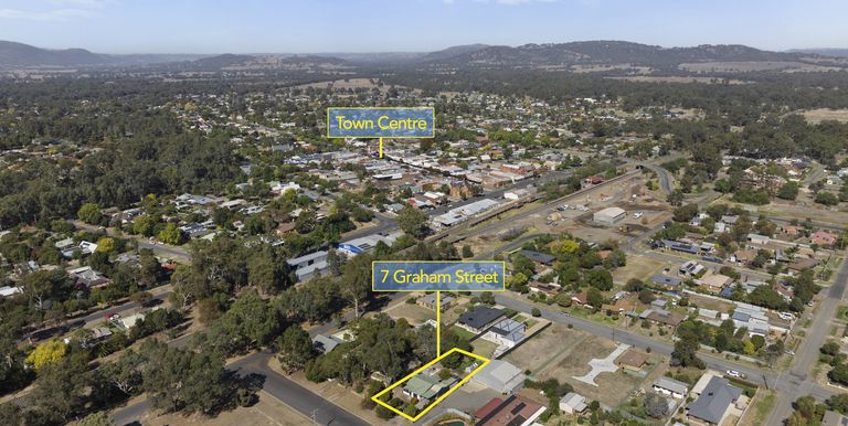 7 Graham Street, Euroa