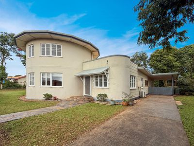 31 High Street, Atherton