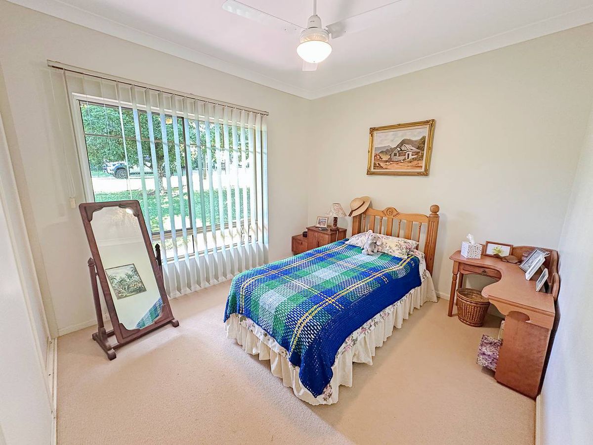 10 Panoramic Drive, Atherton