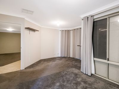 17 Coomer Elbow, South Guildford