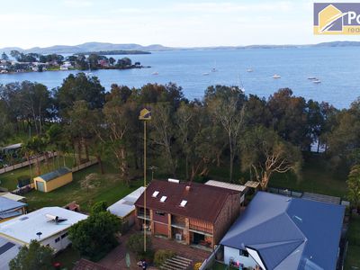 60 Tanilba Avenue, Tanilba Bay