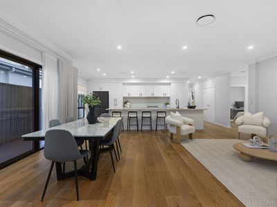 21 Feathertail Place, Gumdale