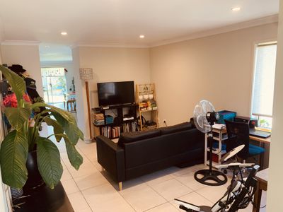 7a Bakeri Circuit, Warabrook