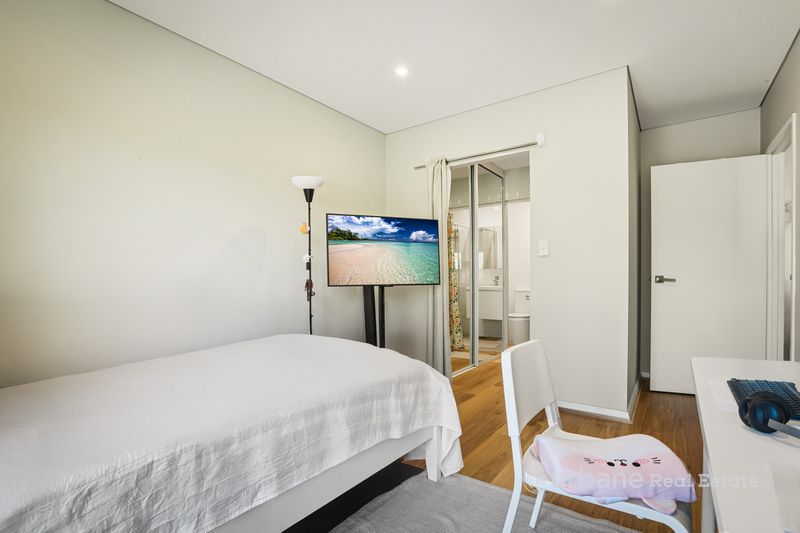 31 / 50 Loftus Crescent, Homebush