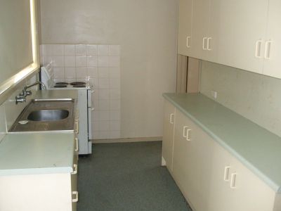 22 Felstead Avenue, Horsham
