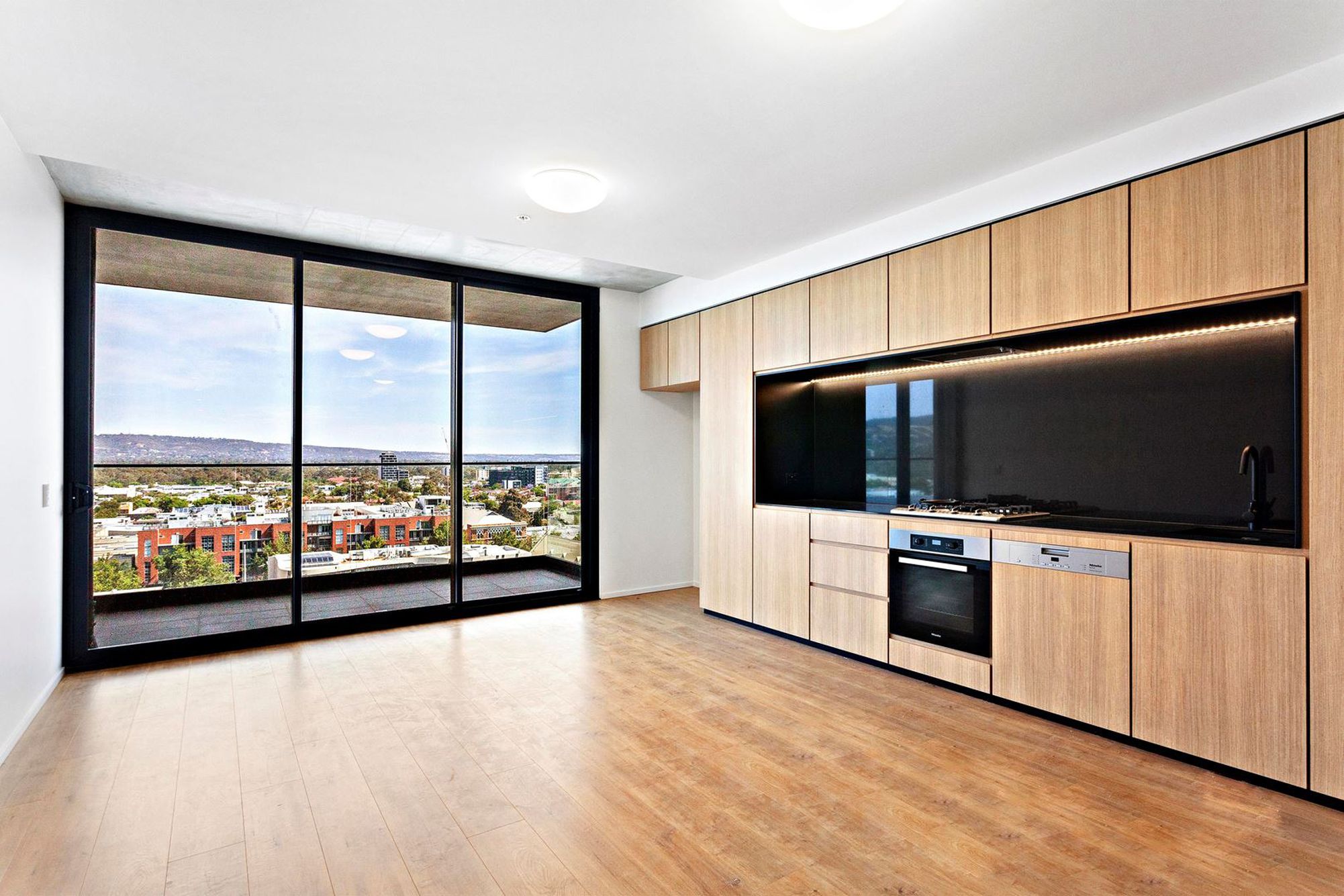 1503 / 248 Flinders Street, Adelaide