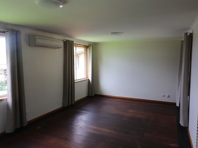 15 Kitchener Crescent, Seymour